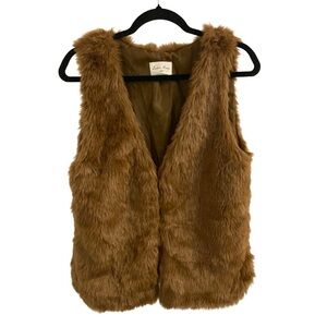 Love Tree Boho Brown Faux Fur Vest Size L
